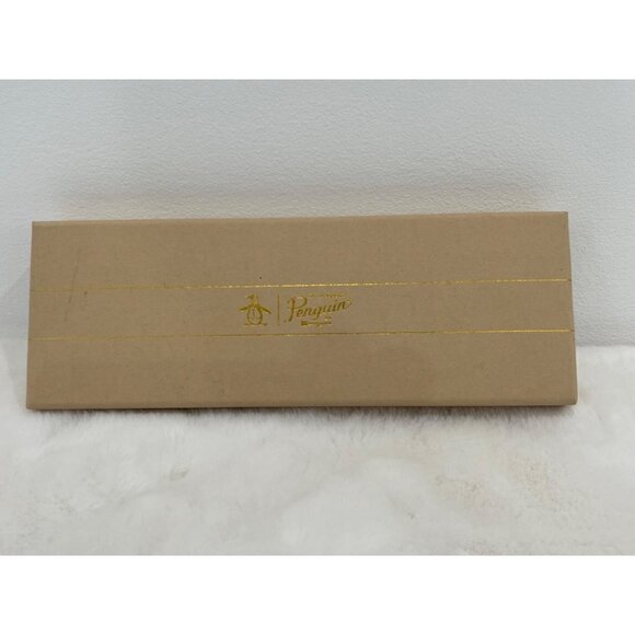 NWBD Penguin bow tie, pocket square/handkerchief set **lapel pin is missing** - Picture 7 of 8